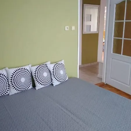 Apartman Se Zahradou V Protivine Exterior photo